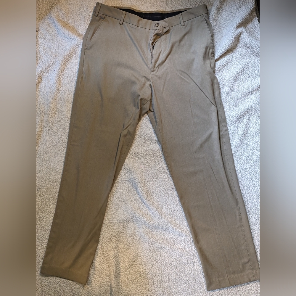 Van Heusen 4way Stretch Traveler Mens Straight Fit Flat Front Pant